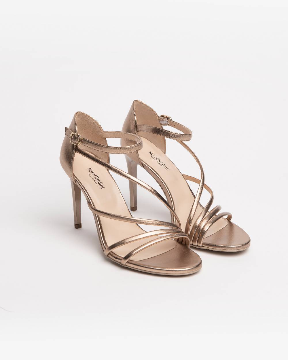 NeroGiardini Art. E218401DE Offerte