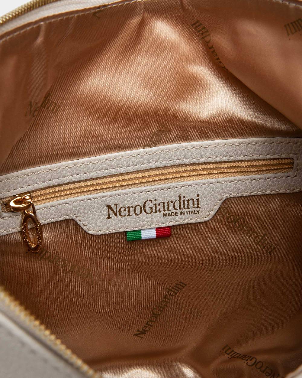 NeroGiardini Art. E443780D Fino Al -60%