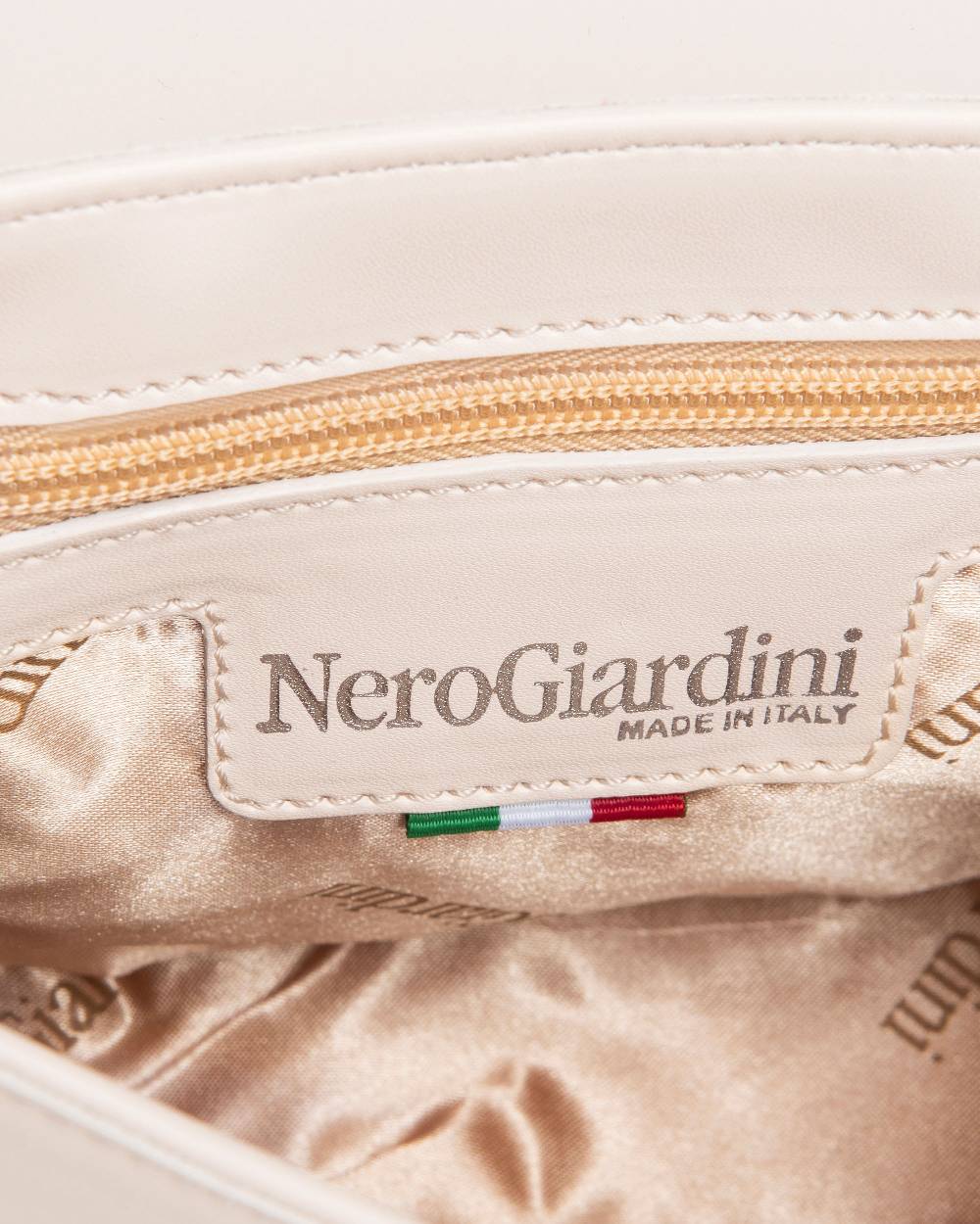 NeroGiardini Art. E443711D Convenienza
