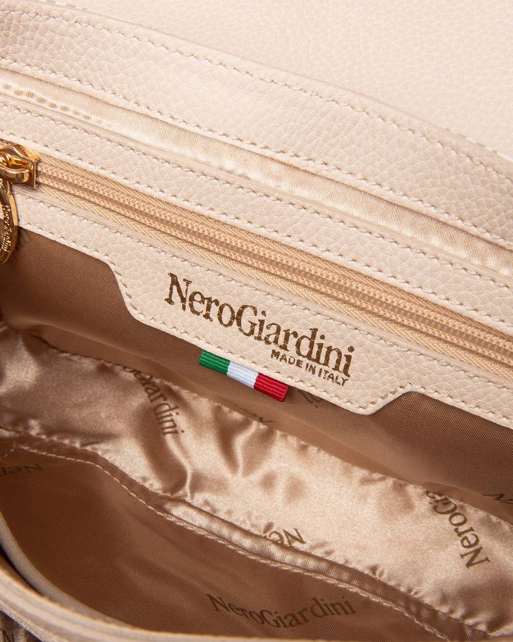 NeroGiardini Art. E443723D Novità