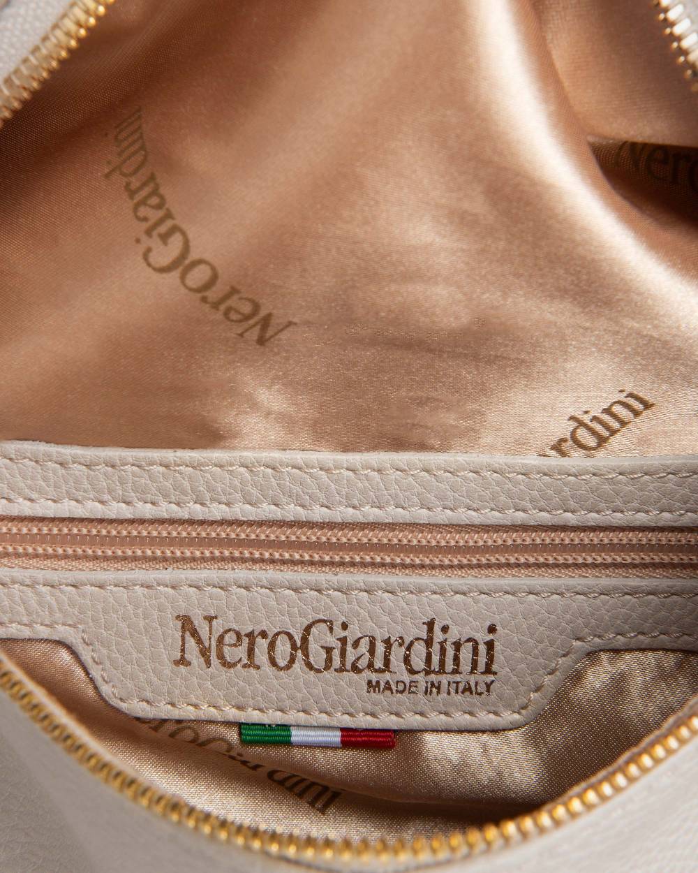 NeroGiardini Art. E443782D Sconto
