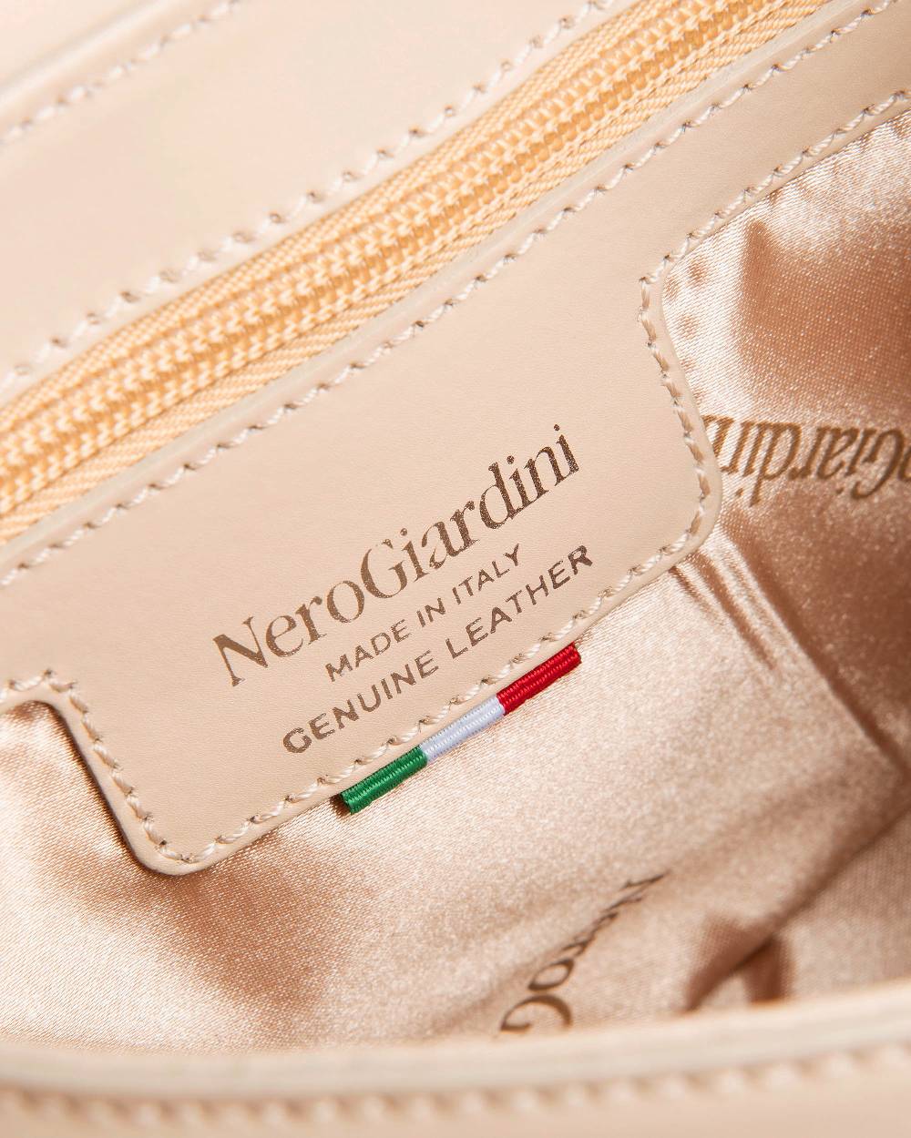 NeroGiardini Art. E443710D Offerta