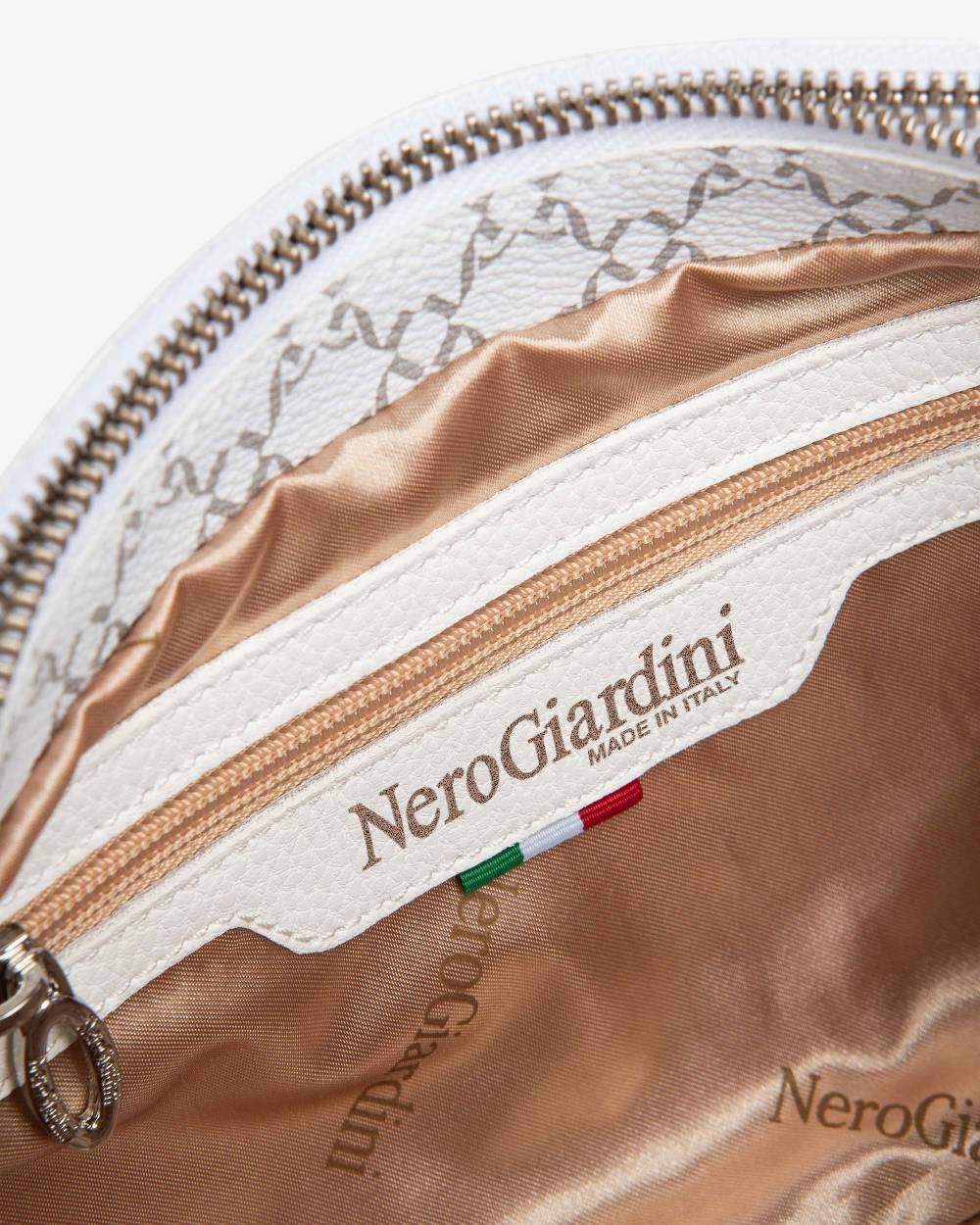 NeroGiardini Art. E443742D Online