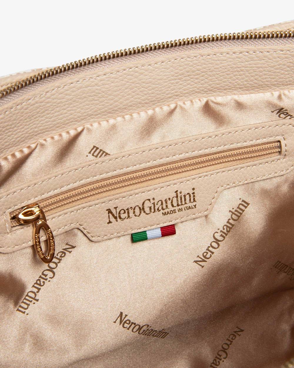 NeroGiardini Art. E443720D Vendita Calda
