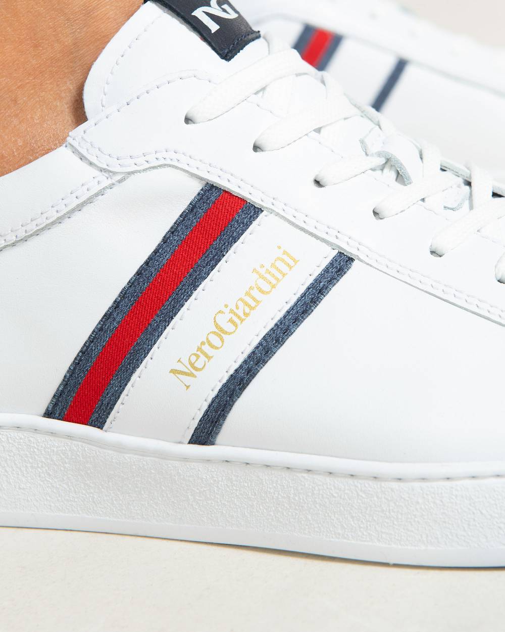 NeroGiardini Art. E302850U Saldi