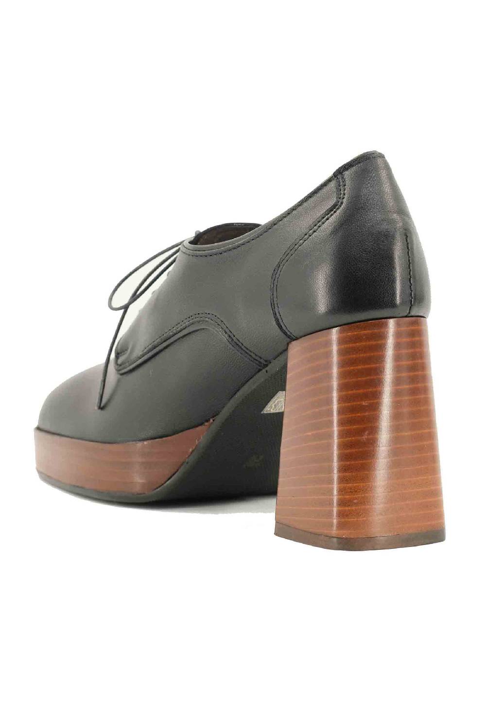 L'ARIANNA Stringate AL1700 in pelle nera con tacco e plateau in cuoio Offerta natalizia