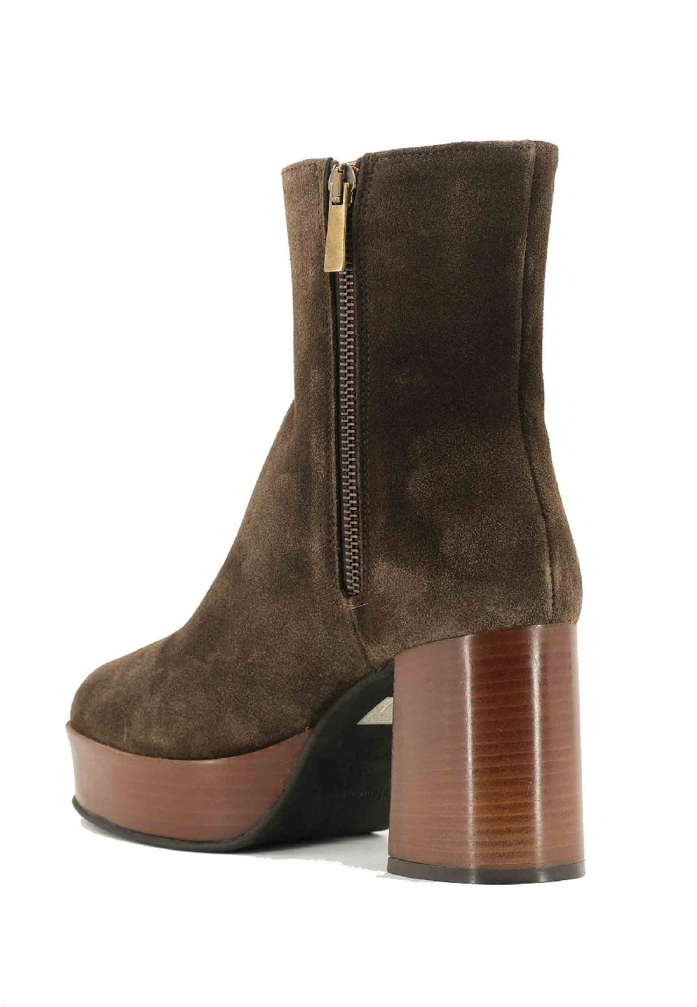 L'ARIANNA Stivaletti TR1556 in camsocio marrone con tacco alto e plateau con zip laterale di chiusura Offerta San Valentino