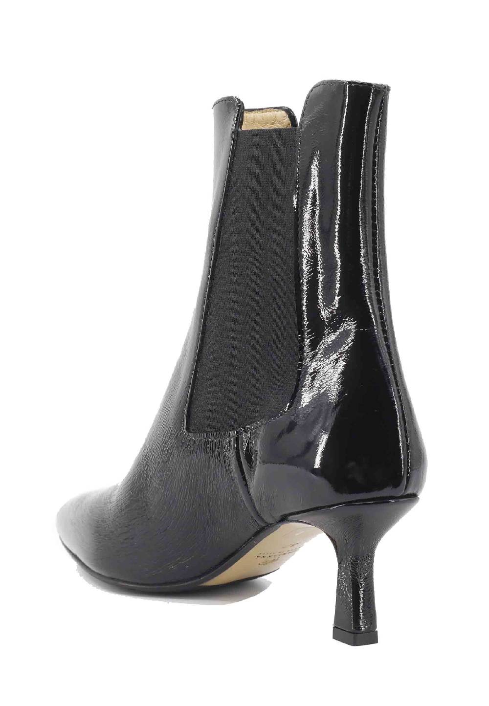 L'ARIANNA Stivaletti beatles BT 1552/RT in naplack nero con tacco medio e punta a punta Prezzo basso