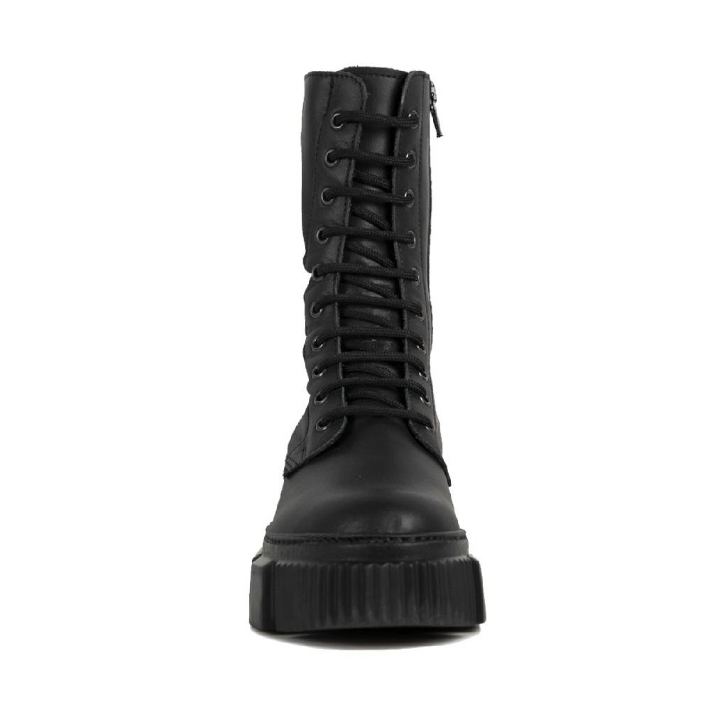 Le Dangerouge Twiggy Black Laces 2025