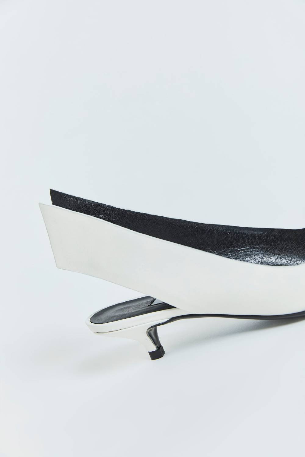 Kalliste K30 WINGS CALF WHITE - PRE-ORDER In Linea