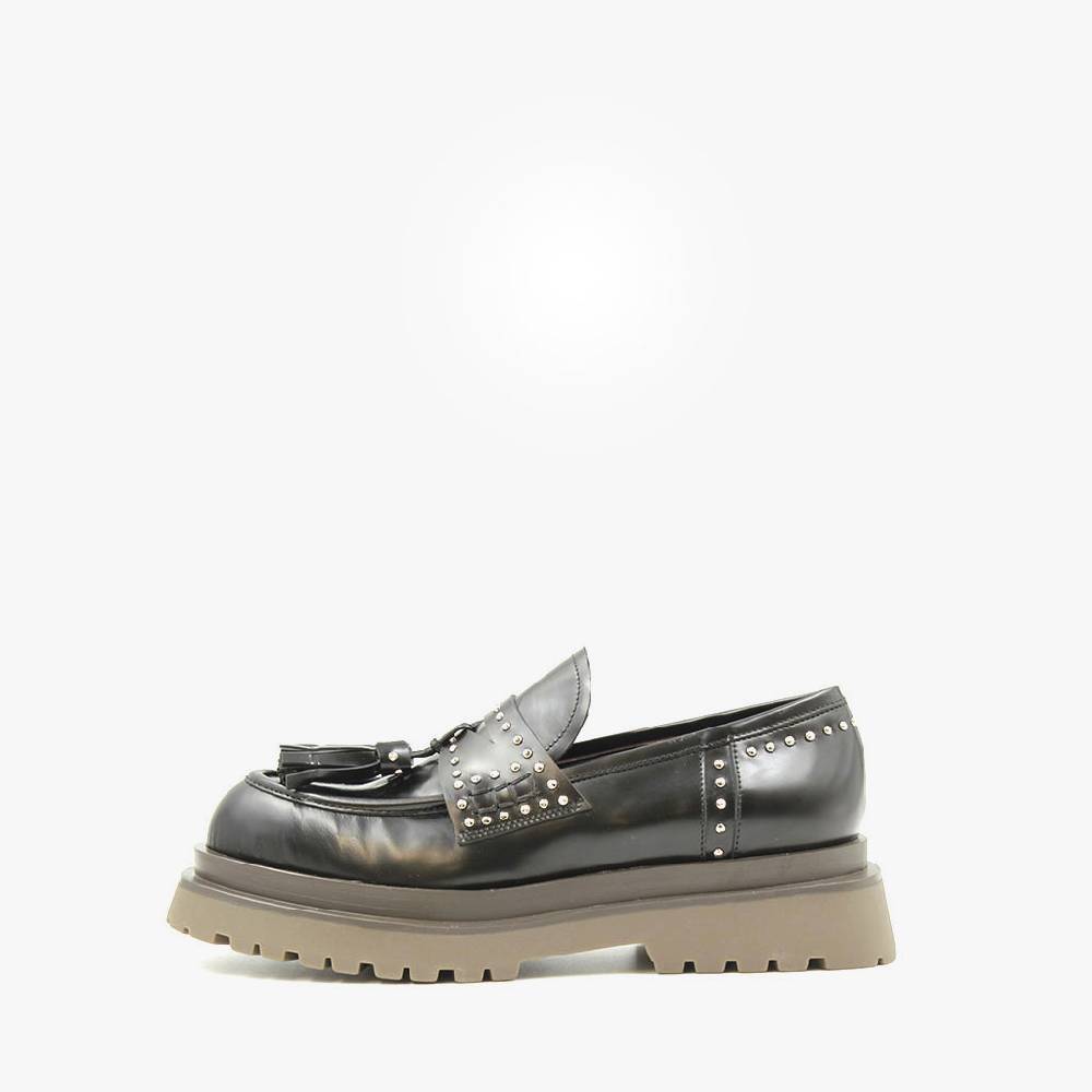 ﻿Laura Bellariva Mocassino lucido borchie Offerte