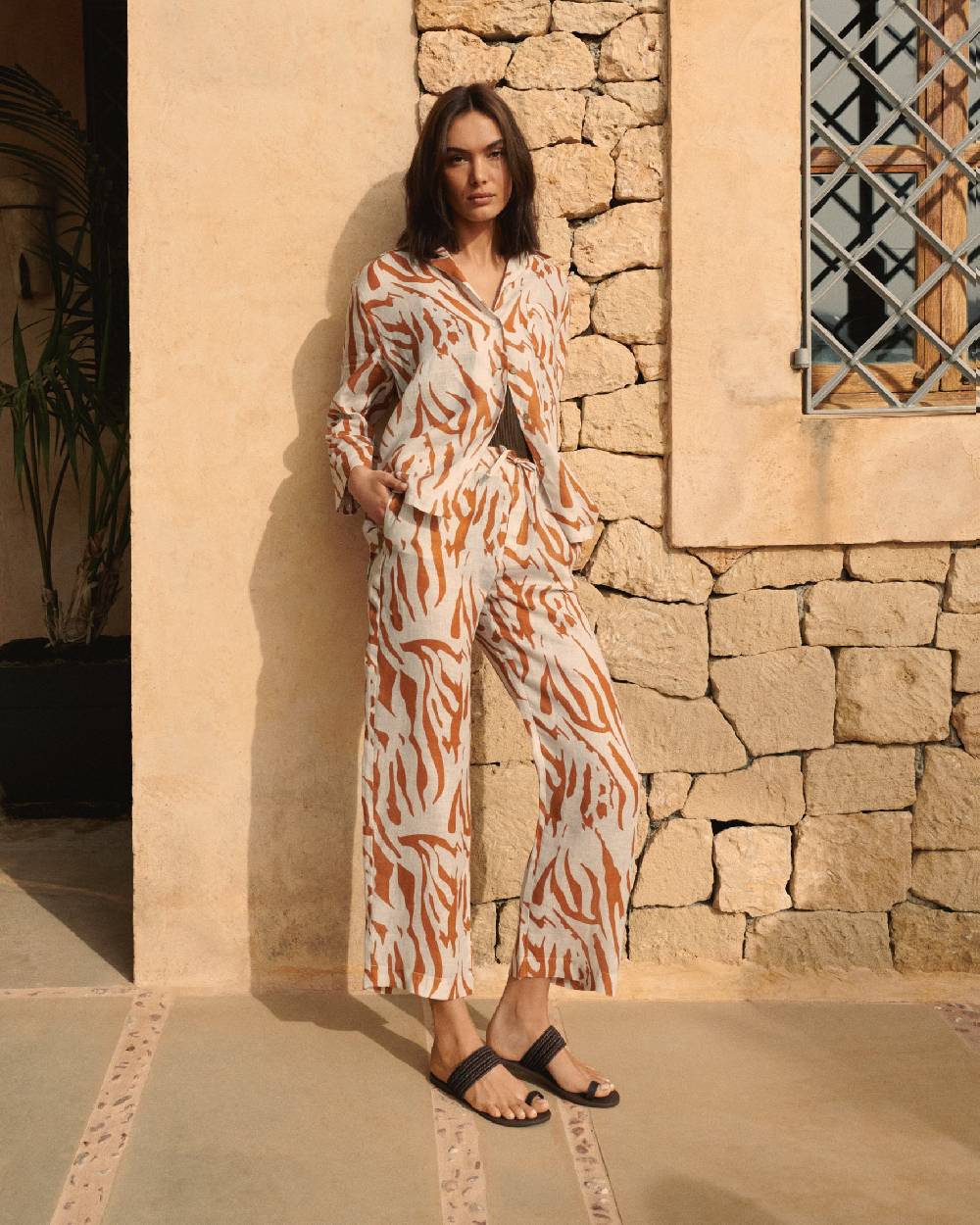 Manebí Printed Linen Belem Trousers - Eggnog \u0026 Orange Rust Zebra Saldi