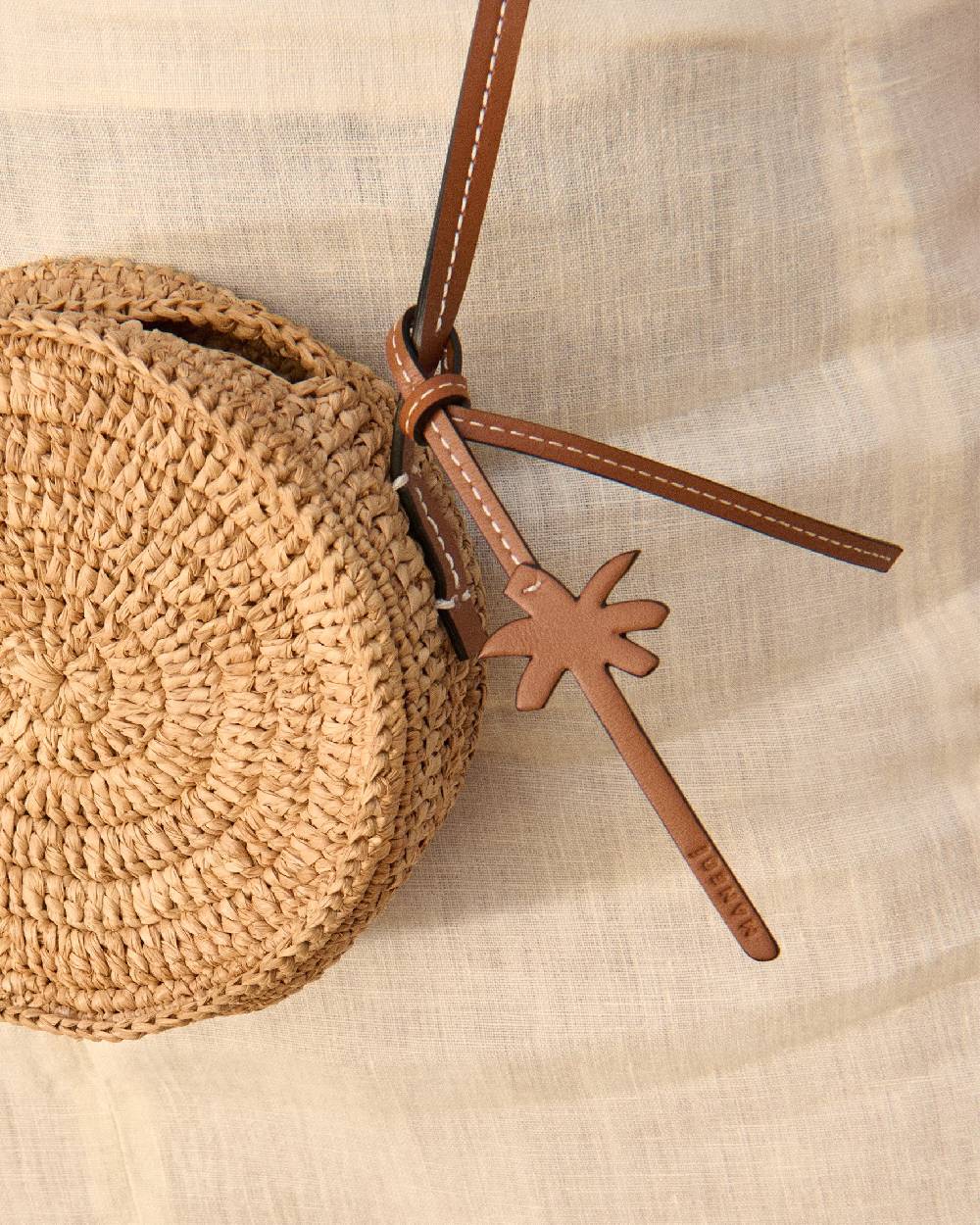 Manebí Raffia \u0026 Leather|Tamburine Bag Mini - Tan \u0026 Brown Moda