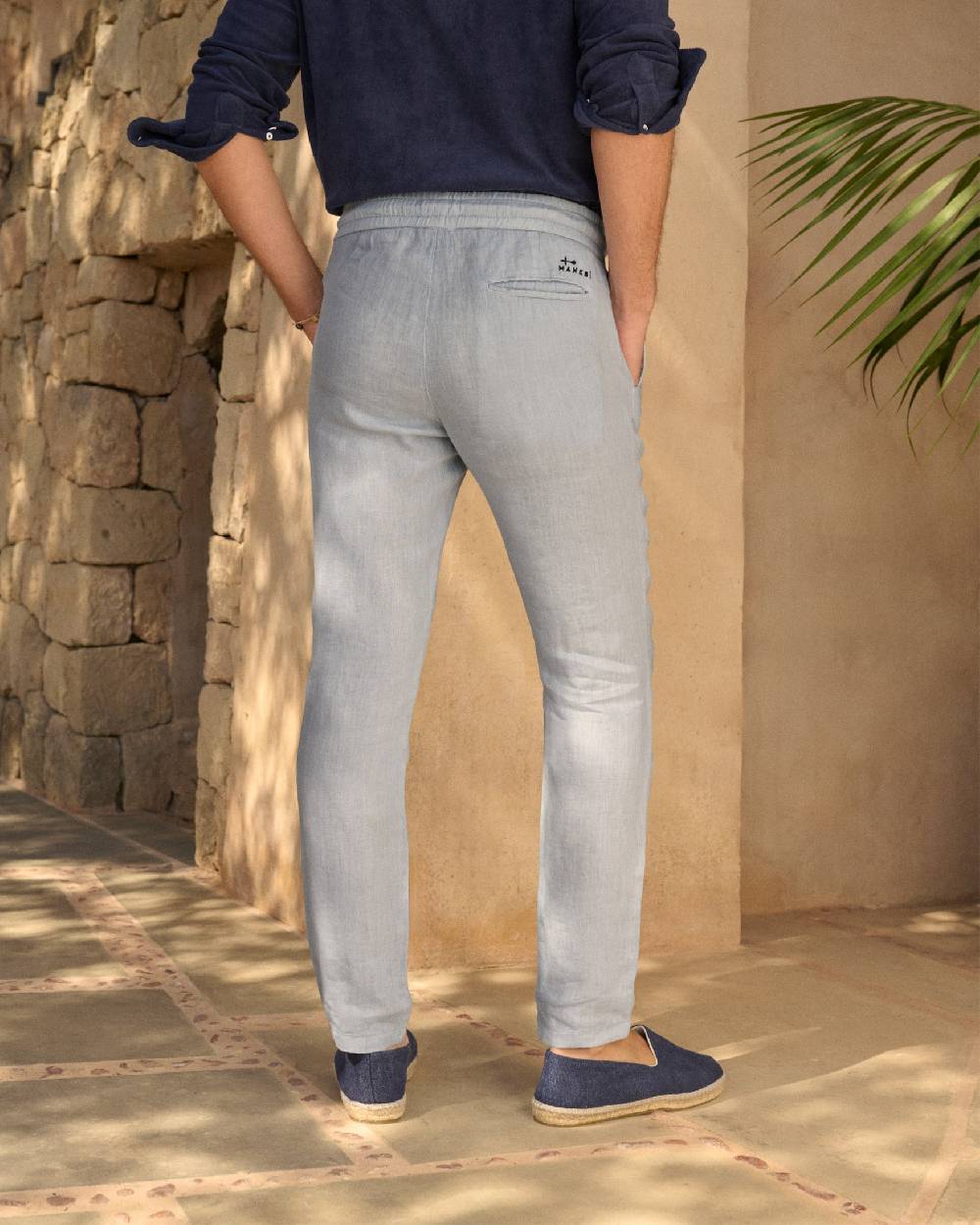 Manebí Washed Linen Venice Trousers - Grey Blue Vendita