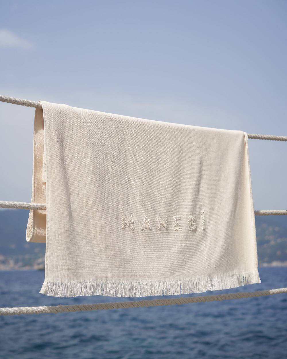 Manebí Jaquard Beach Towel - Embroidered Palm With Palm \u0026 Logo Sand Negozio