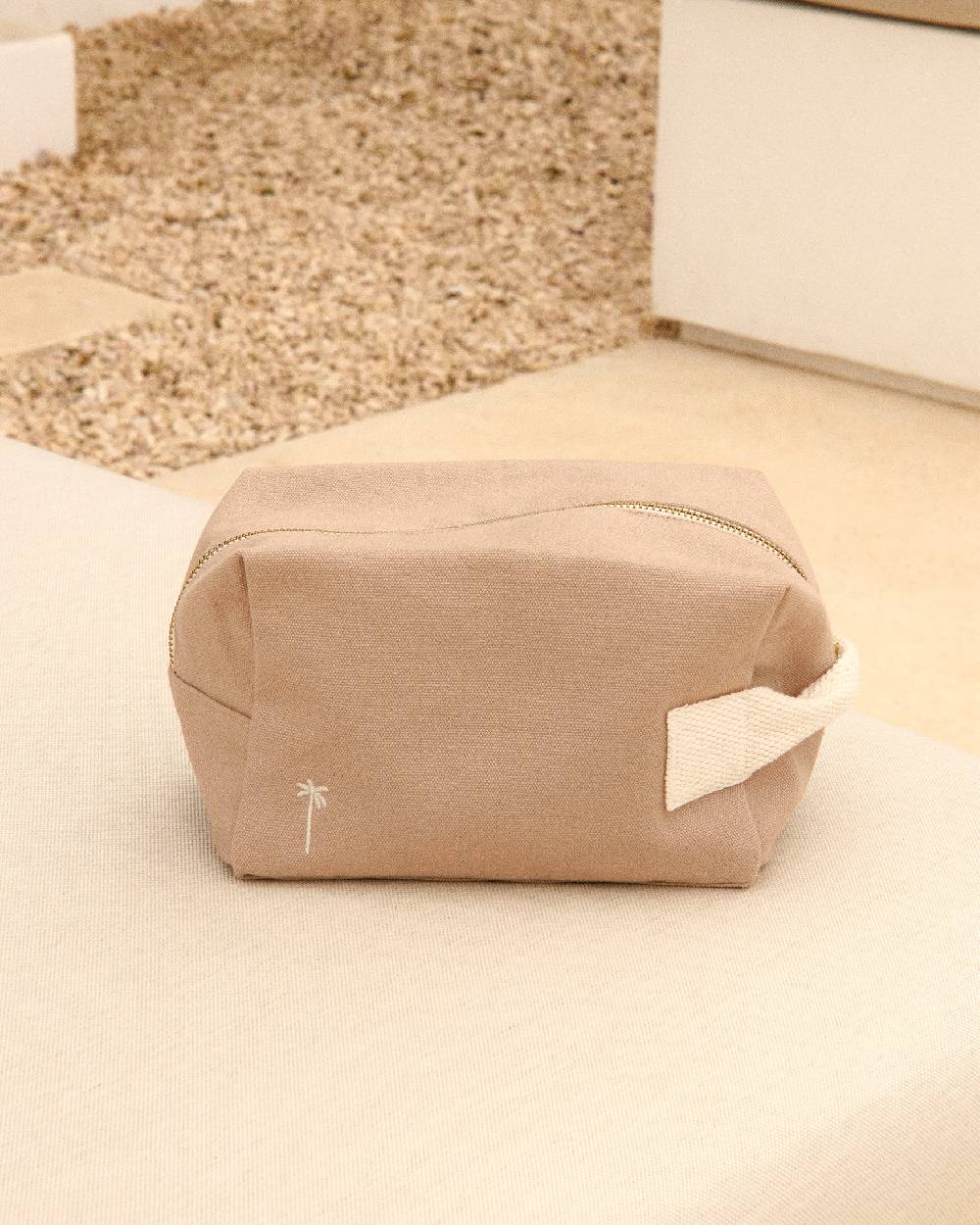 Manebí Canvas Large Beauty - Desert With Ecru Logo 2025