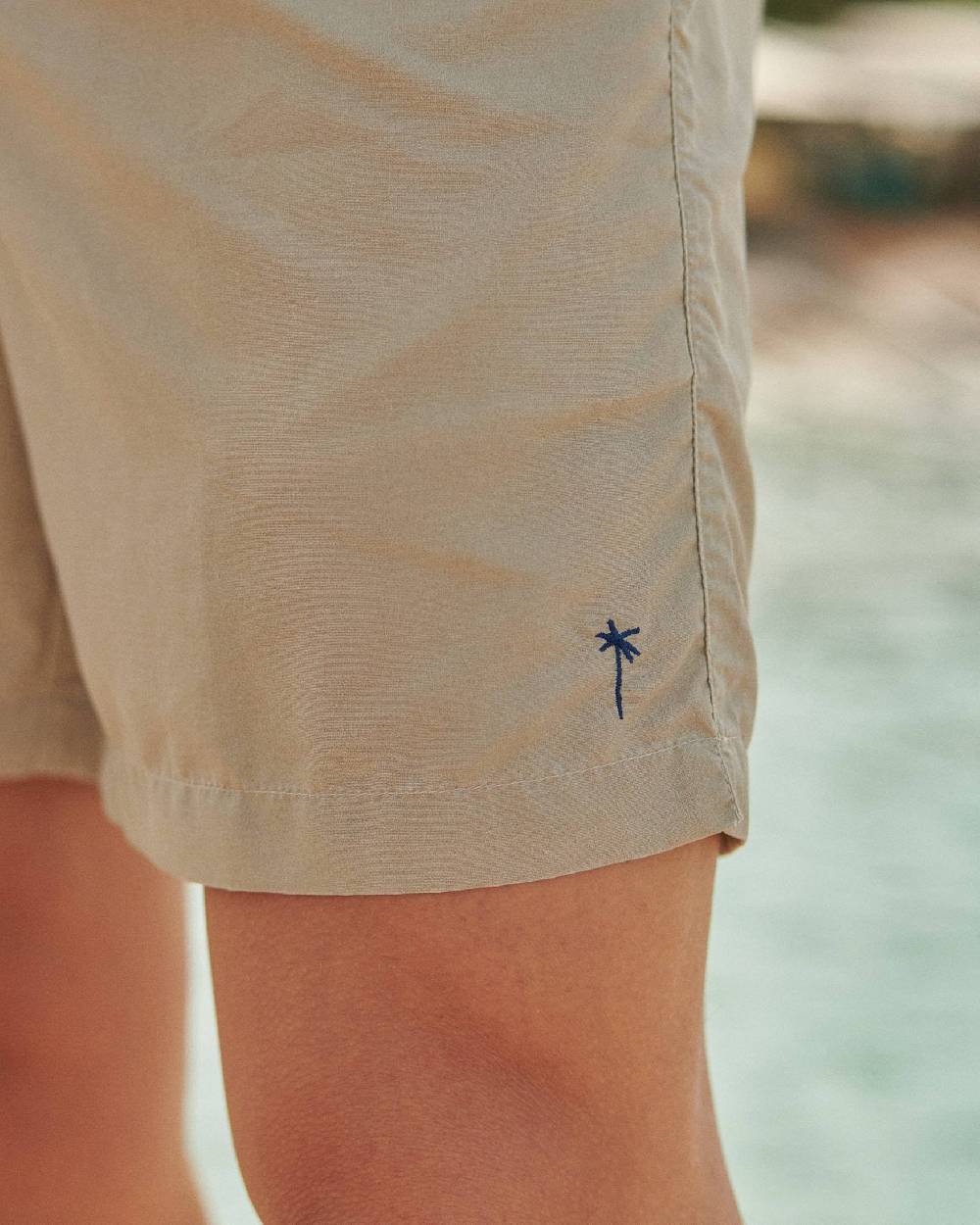 Manebí Solid Color Swim Shorts - Stone Washed Faded Beige Sconto