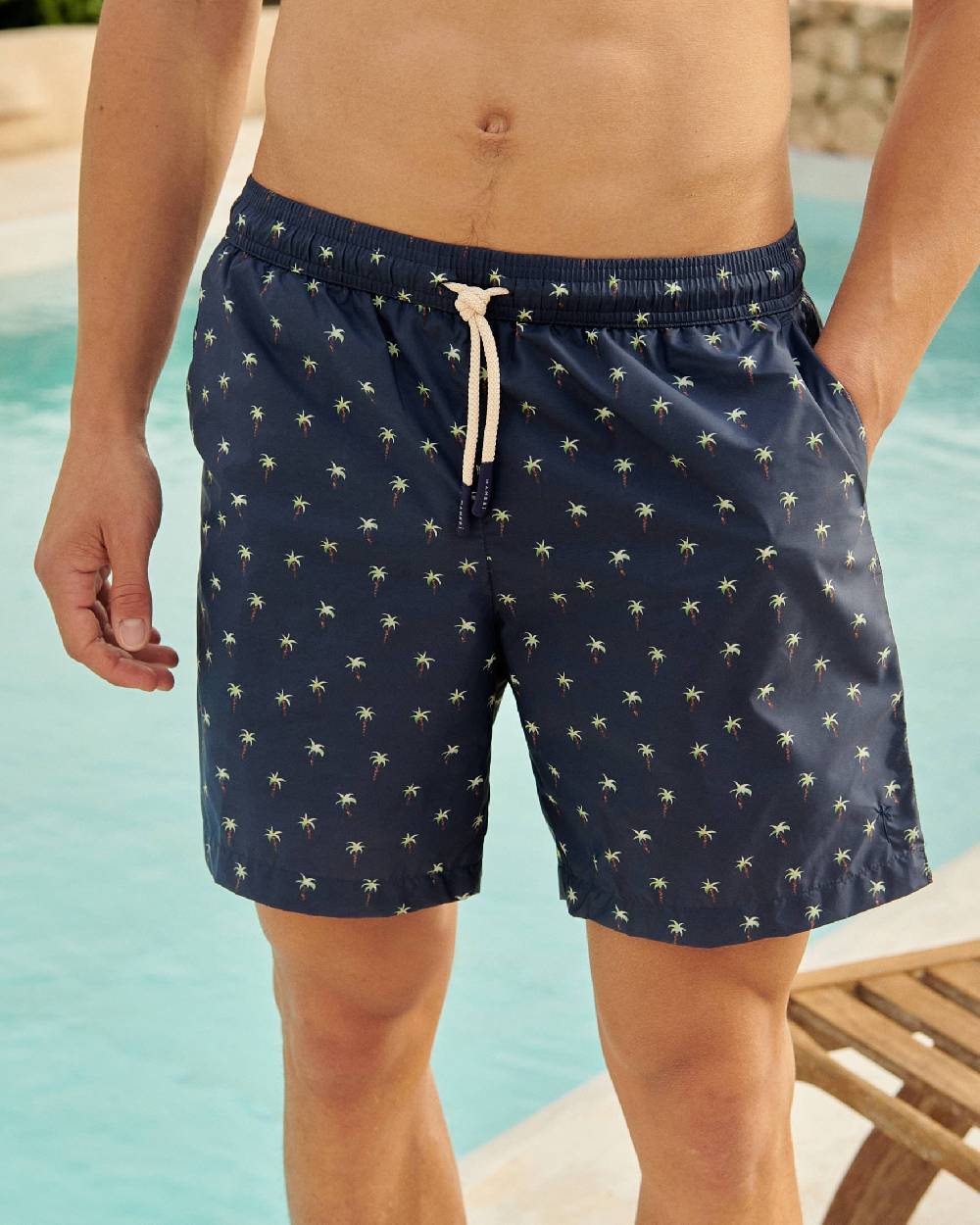 Manebí Printed Palms Swim Shorts - Recycled Ultra Light Blue Palms Watercolors Vendita Calda