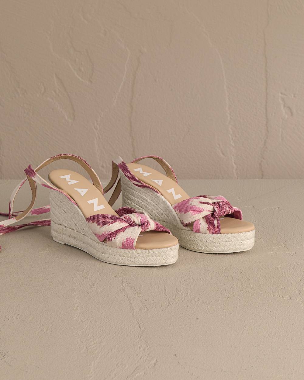 Manebí Dyed Cotton Wedge Espadrilles|With Knot - Tulum Pink And White Ikat Promozione Limitata