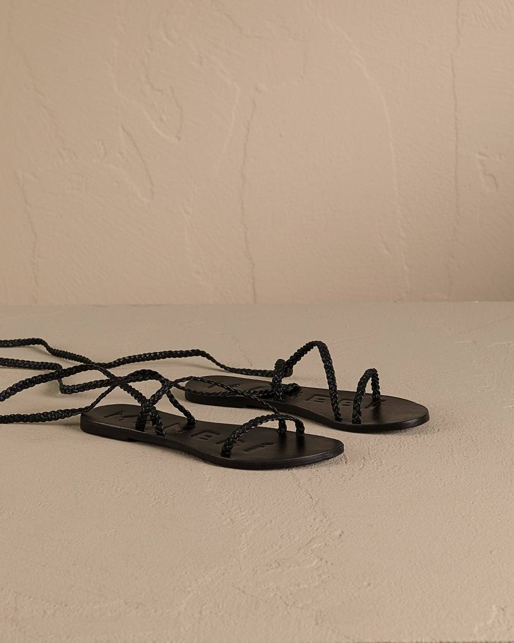 Manebí Leather Sandals - Canyon Black Tie-Up Multi Braid Bands Sottocosto