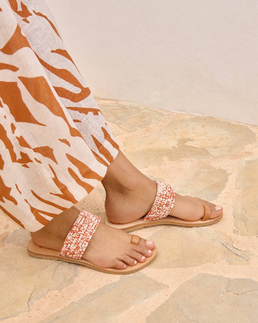 Manebí Raffia \u0026 Leather|Toe Ring Sandals - Orange Rust \u0026 Natural Mélange Outlet