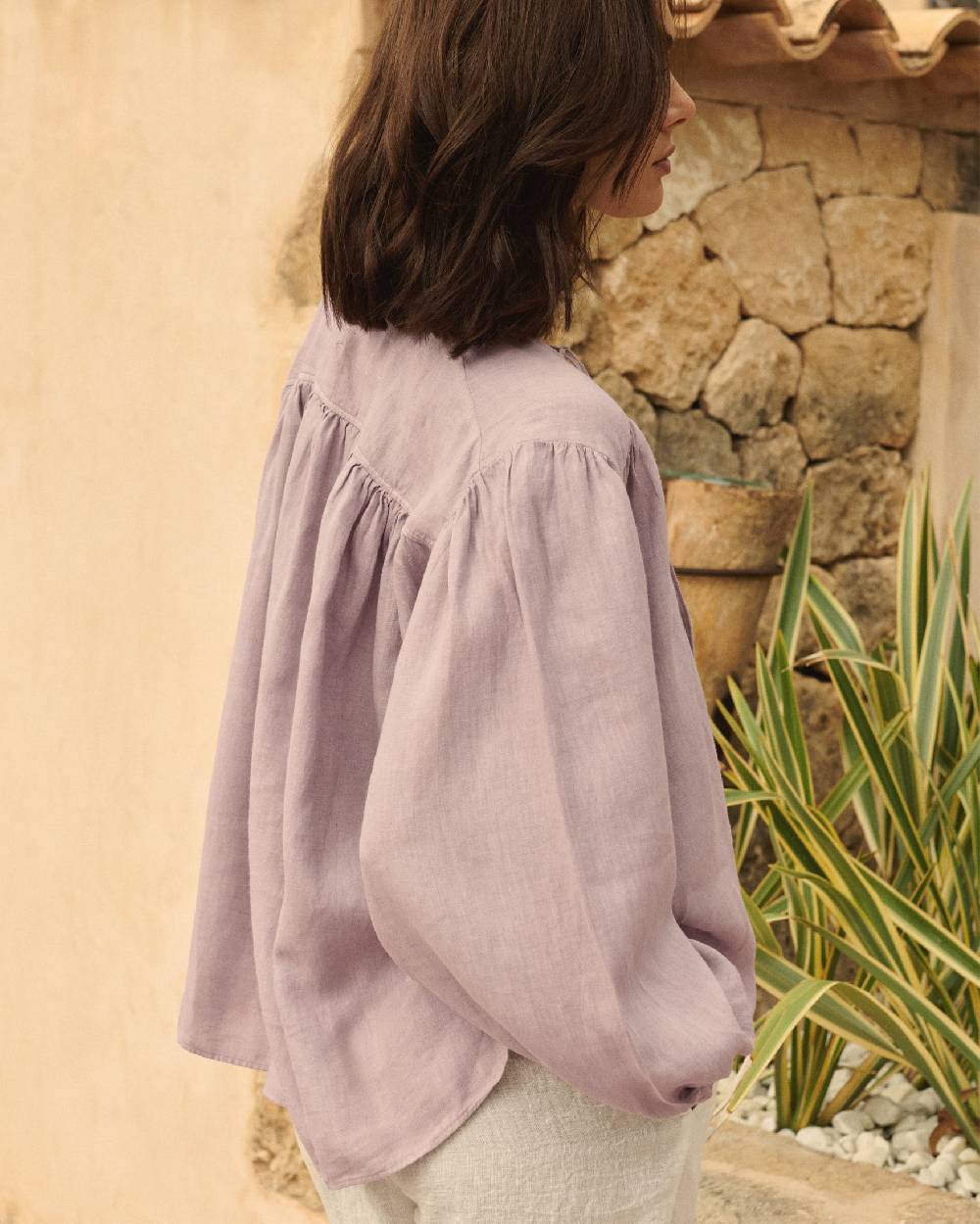 Manebí Linen Varadero Shirt - Iris Saldi Di Fabbrica