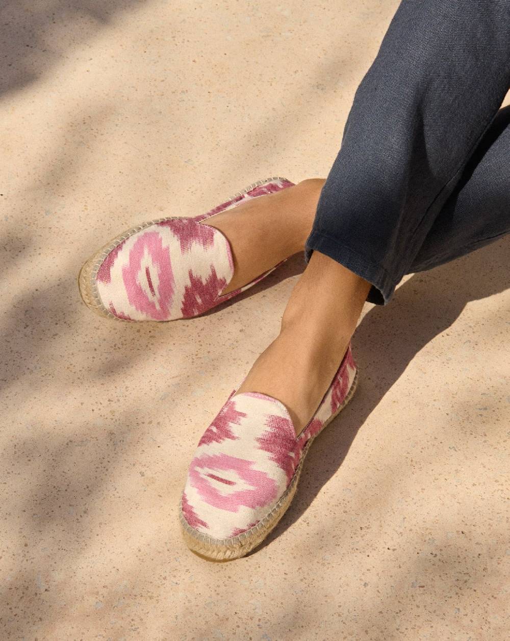 Manebí Dyed Cotton Espadrilles - Pink And White Ikat Economico