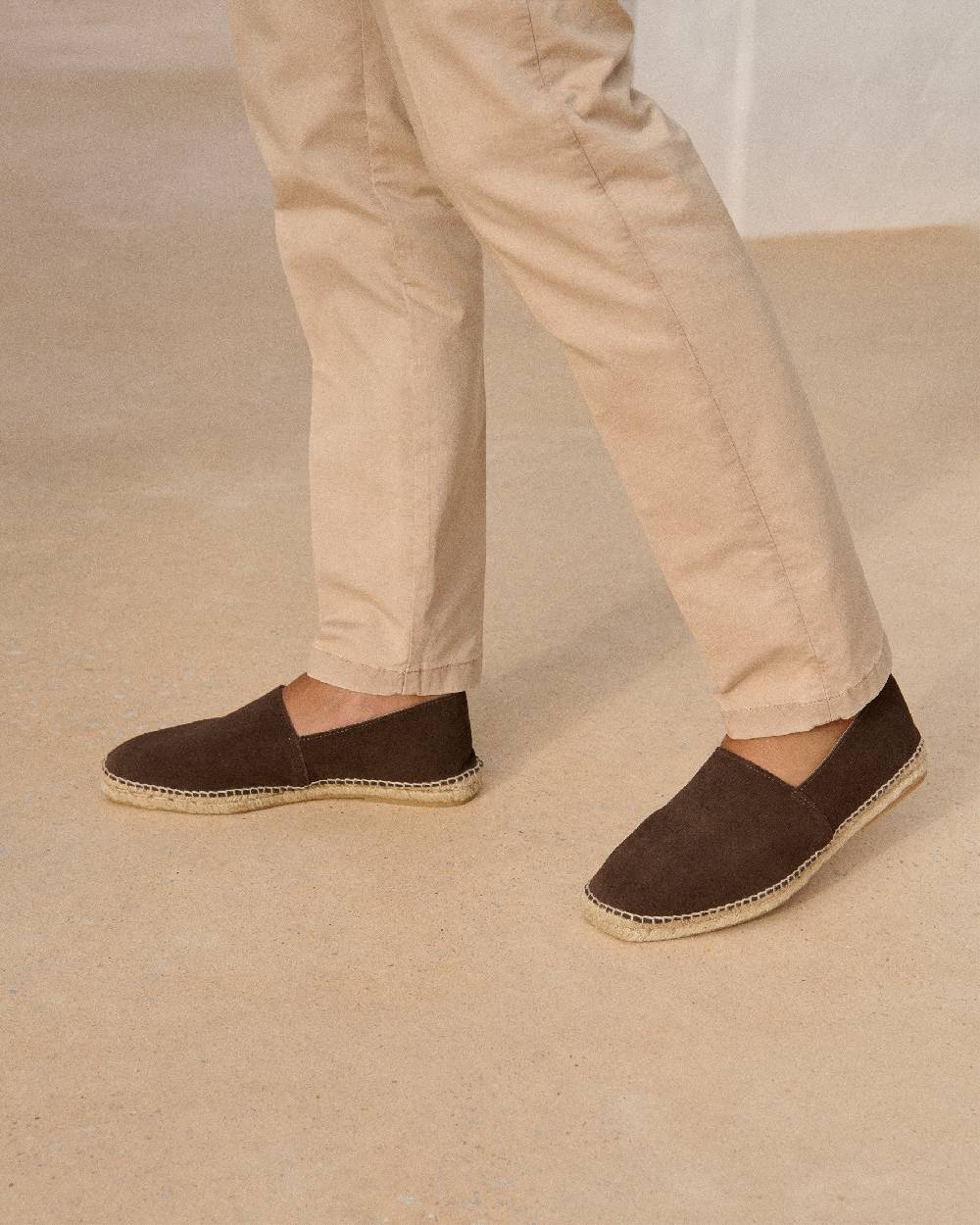 Manebí Suede Square Toe Espadrilles - Cocoa Offerte