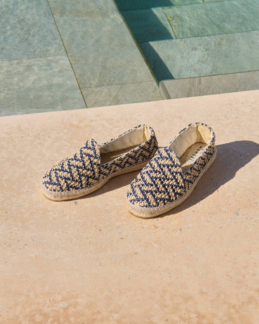 Manebí Raffia Zig Zag Espadrilles - Navy Blue And Natural Vendita Economica