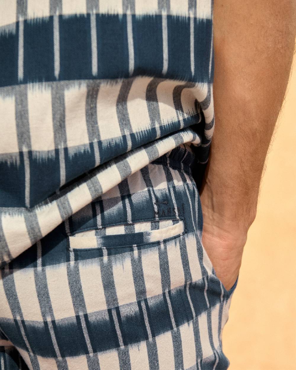 Manebí Dyed Cotton Malibu Shorts - Navy Blue \u0026 Indigo Pattern 2025