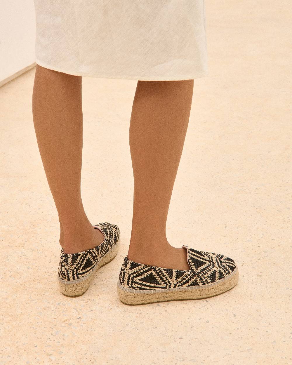 Manebí Raffia Pattern Double Sole Espadrilles - Yucatán Black Triangles On Natural Sottocosto