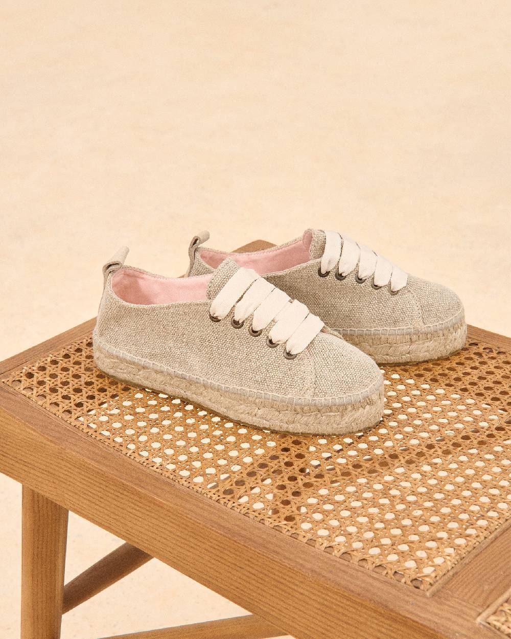 Manebí Organic Hemp Lace-Up Espadrilles - La Havana Natural Sconto