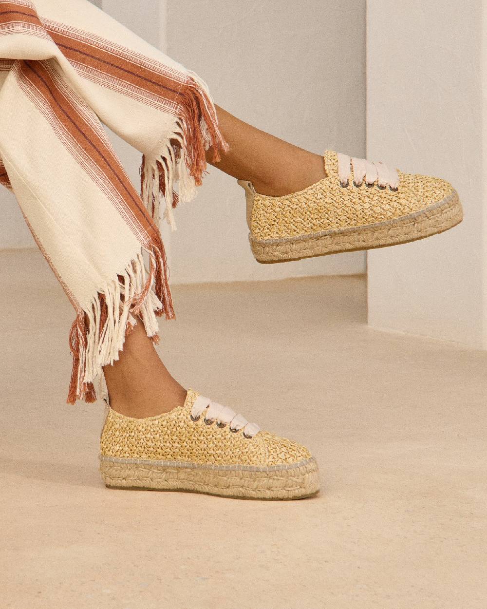 Manebí Raffia Lace-Up Espadrilles - Pink, Light Blue \u0026 Pastel Rose Laces Raffia Net Offerta