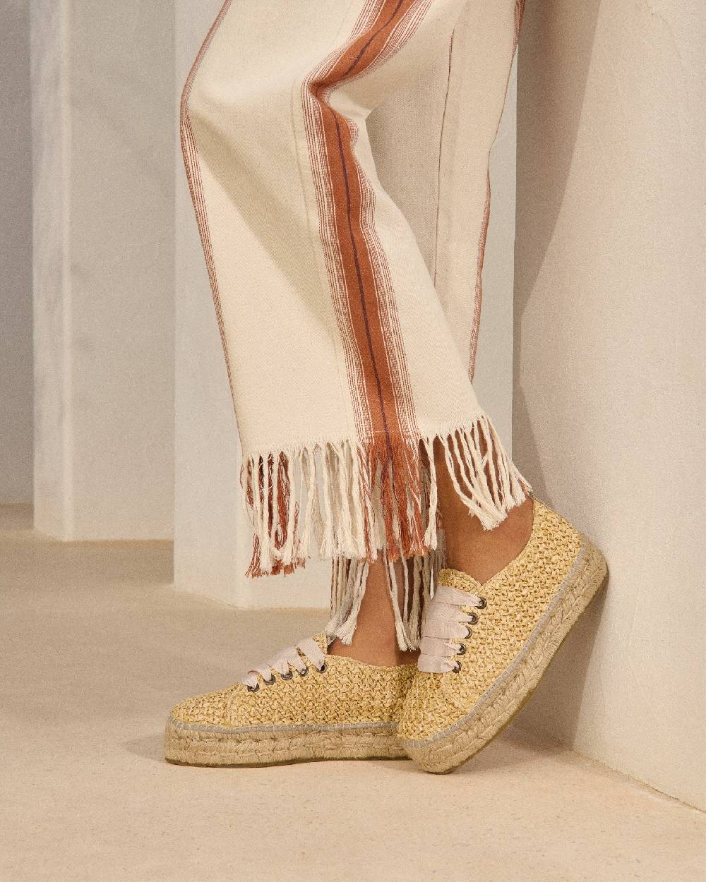 Manebí Raffia Lace-Up Espadrilles - Pink, Light Blue \u0026 Pastel Rose Laces Raffia Net Offerta
