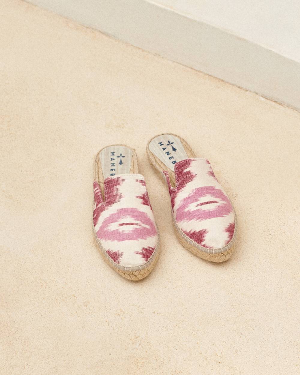 Manebí Dyed Cotton Mules - Tulum Pink And White Ikat Vendita