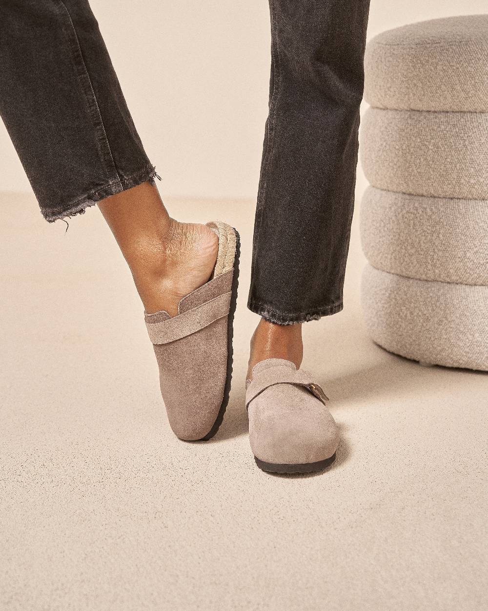 Manebí Suede Clog Mules - Hamptons Coco Brown Sottocosto