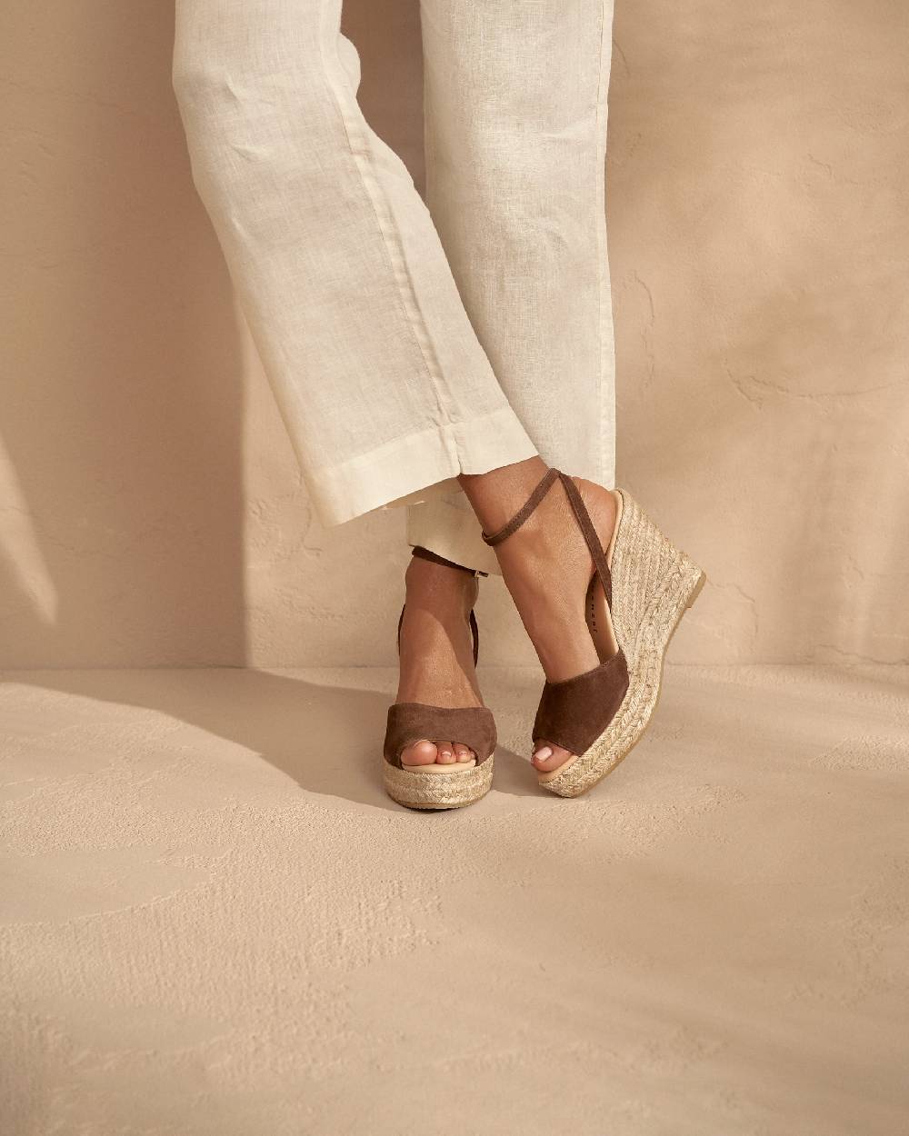 Manebí Viky Soft Suede Open Toe|Wedge Espadrilles - Tobacco In Vendita