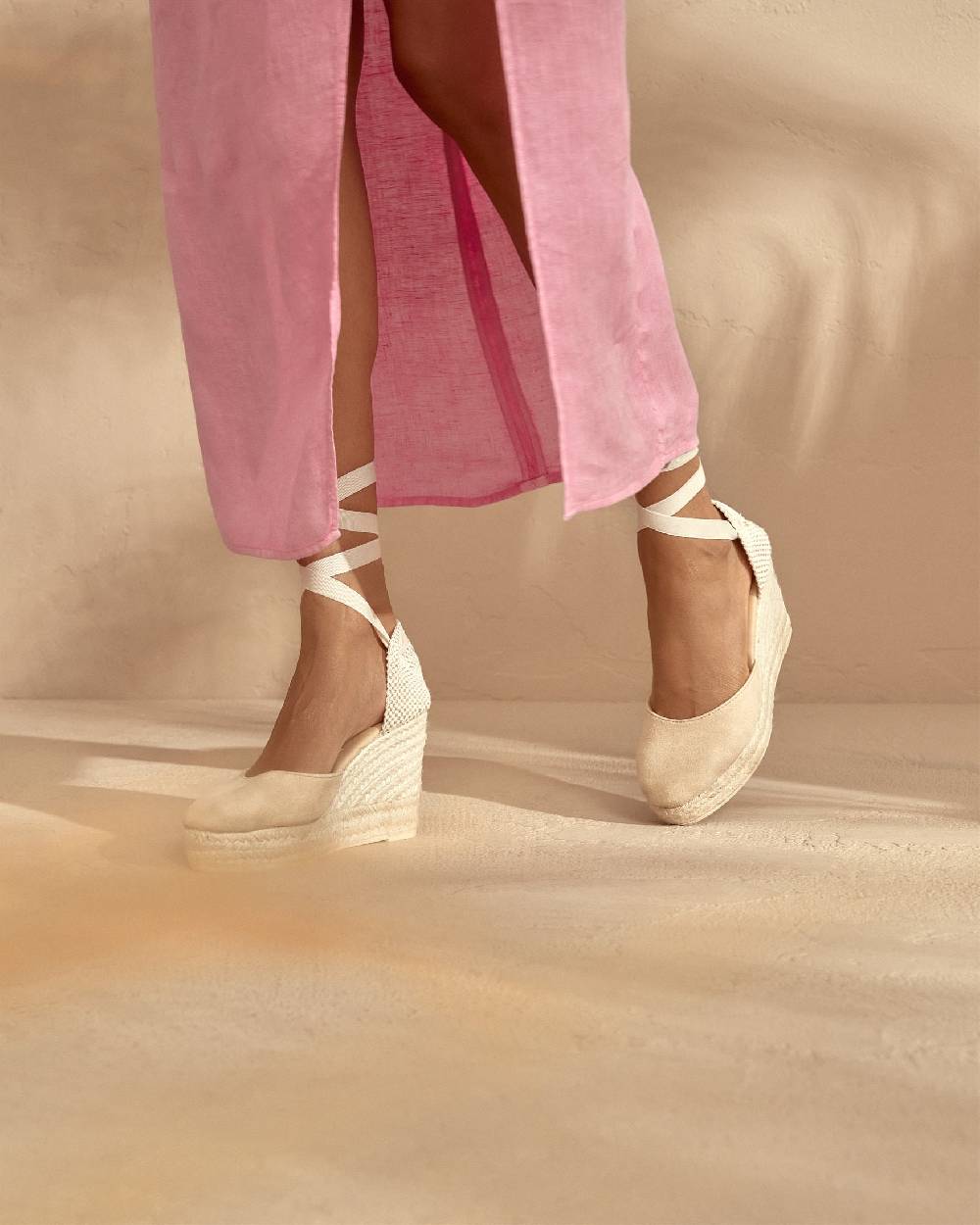 Manebí Soft Suede Wedge Espadrilles - Hamptons Champagne Beige Moda