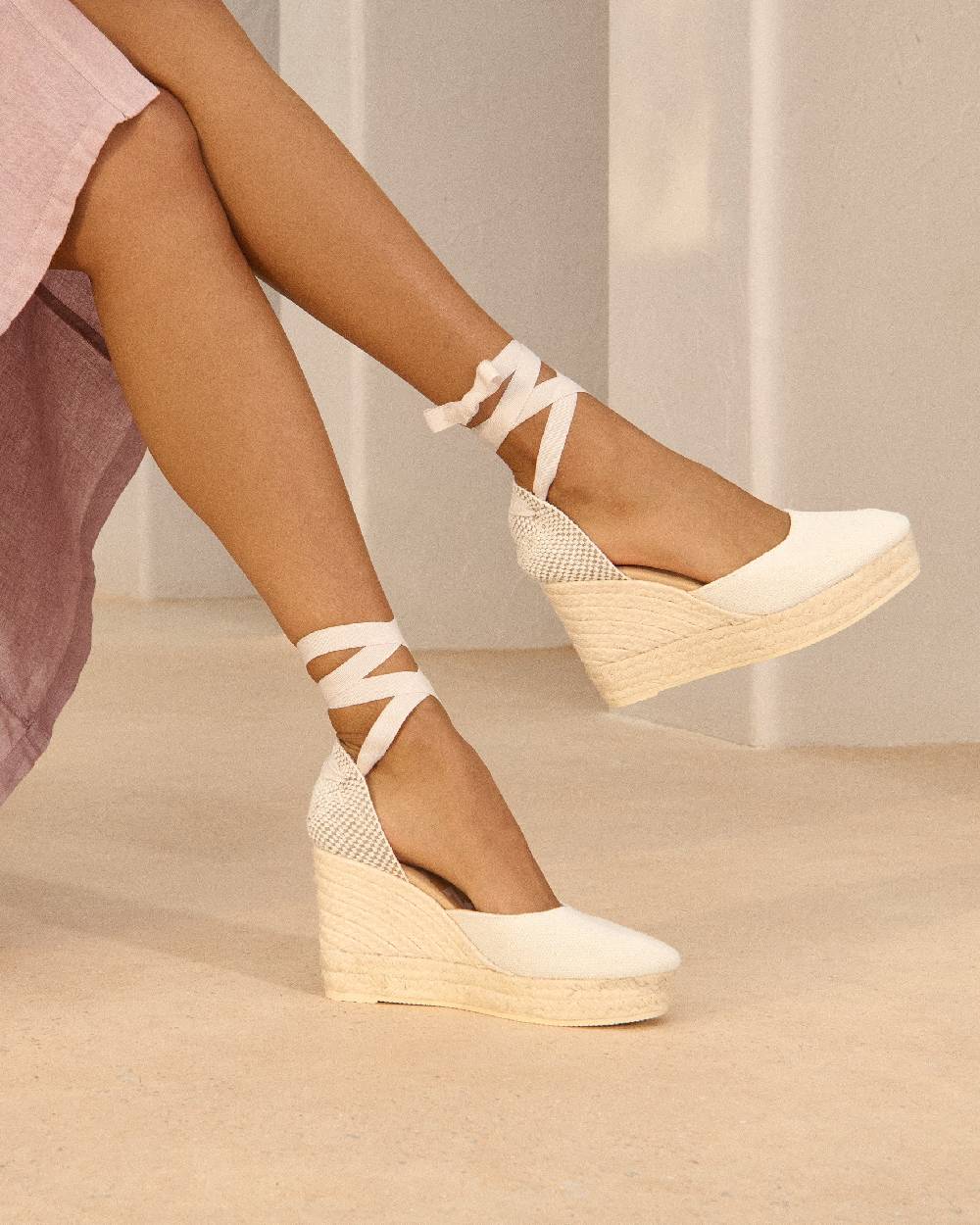 Manebí Organic Hemp Wedge Espadrilles - La Havana White 2025