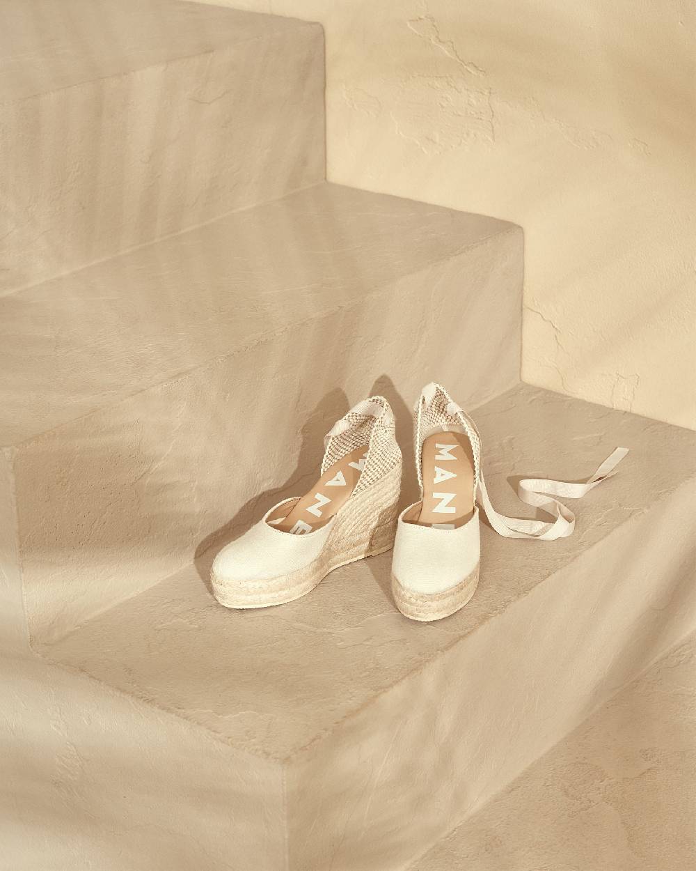 Manebí Organic Hemp Wedge Espadrilles - La Havana White 2025
