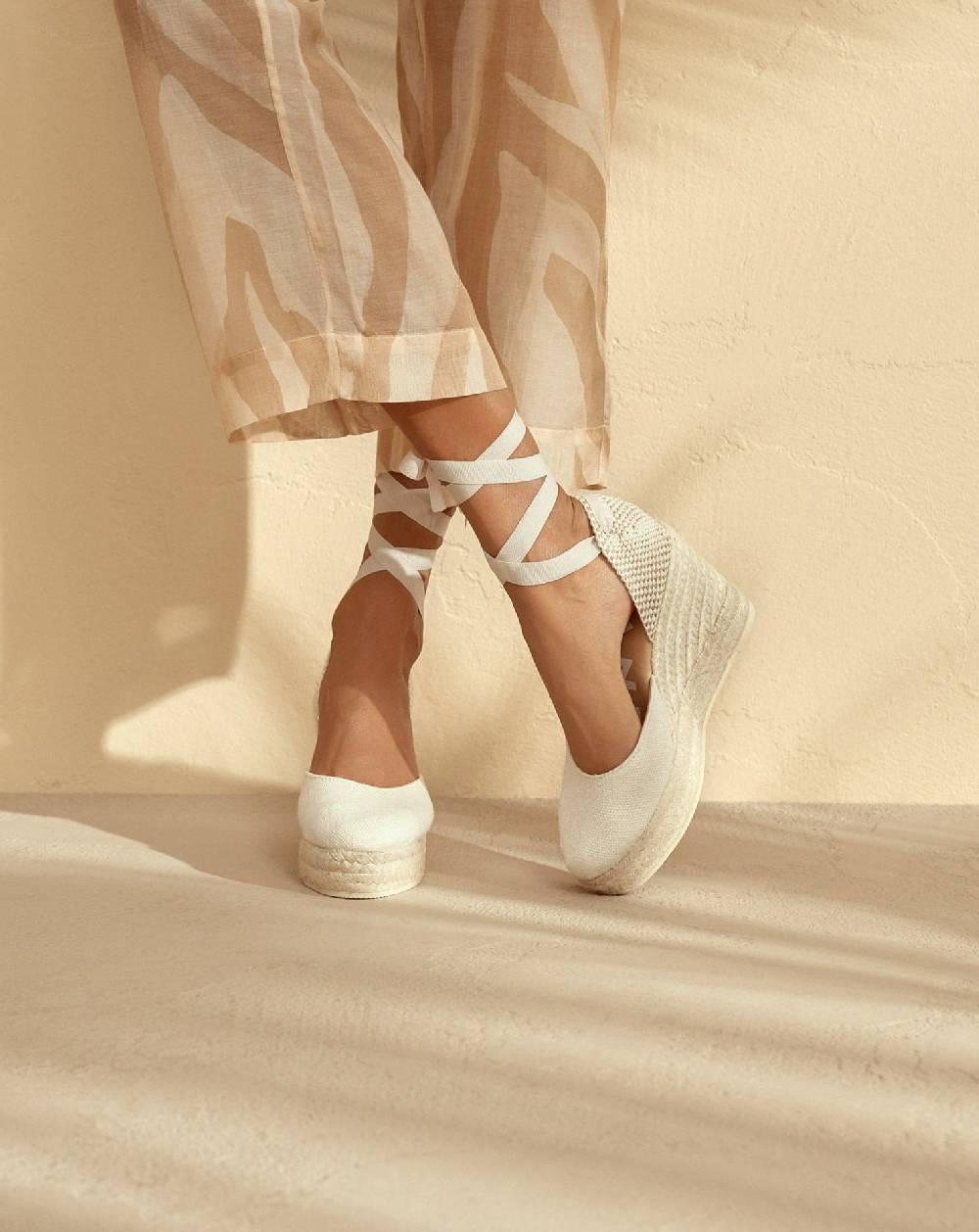 Manebí Organic Hemp Wedge Espadrilles - La Havana White 2025