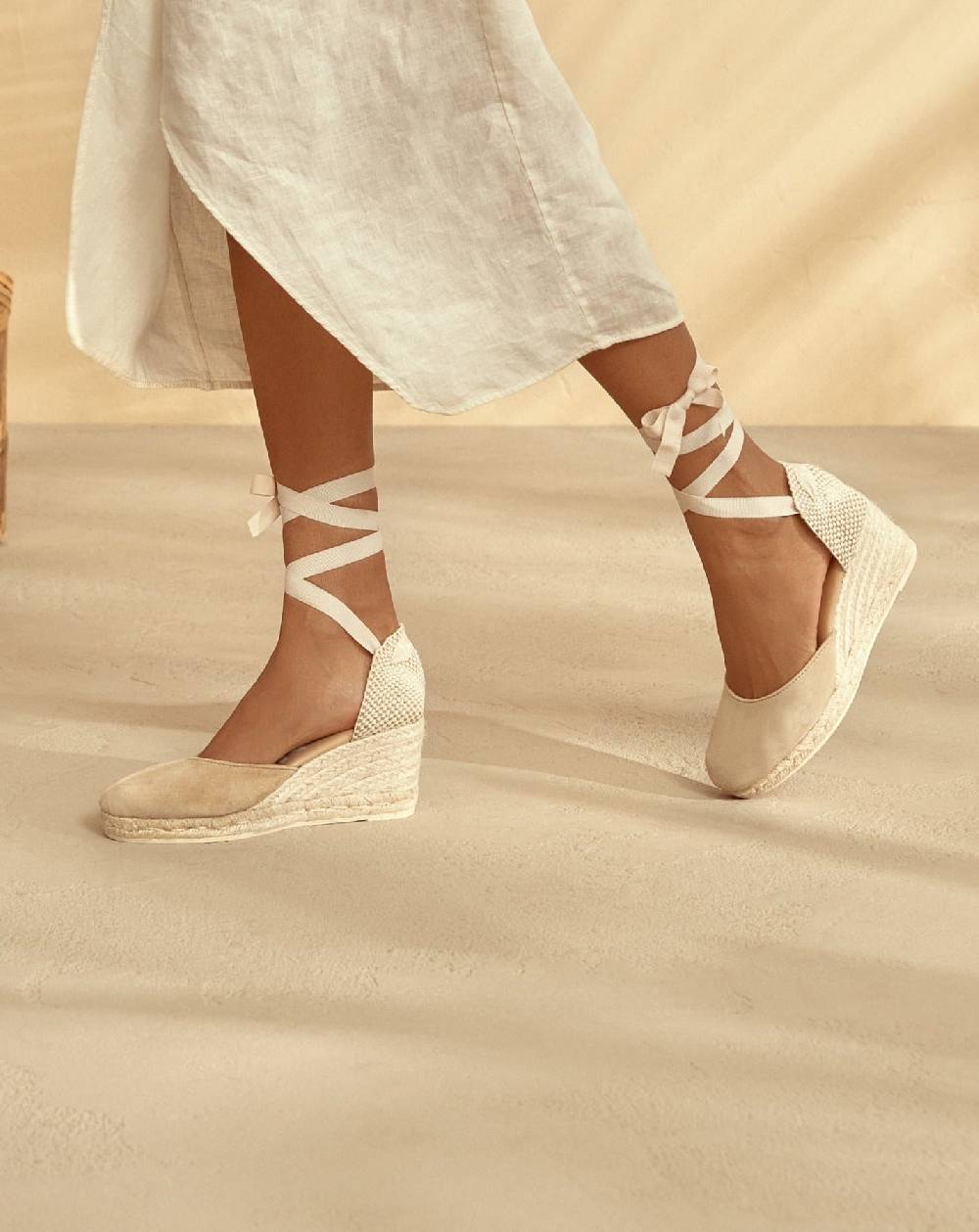Manebí Soft Suede Low Wedge Espadrilles - Hamptons Champagne Beige In Linea