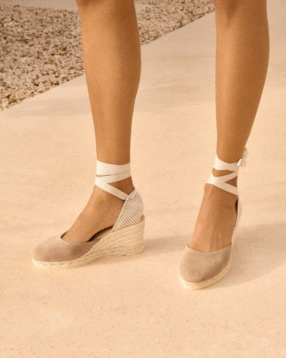 Manebí Soft Suede Low Wedge Espadrilles - Hamptons Vintage Taupe Nuovo