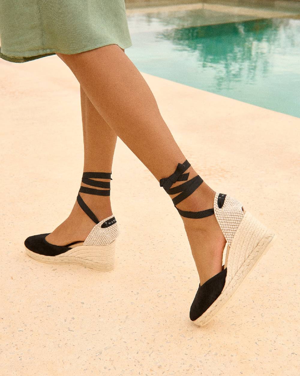 Manebí Soft Suede Low Wedge Espadrilles - Hamptons Black Qualità