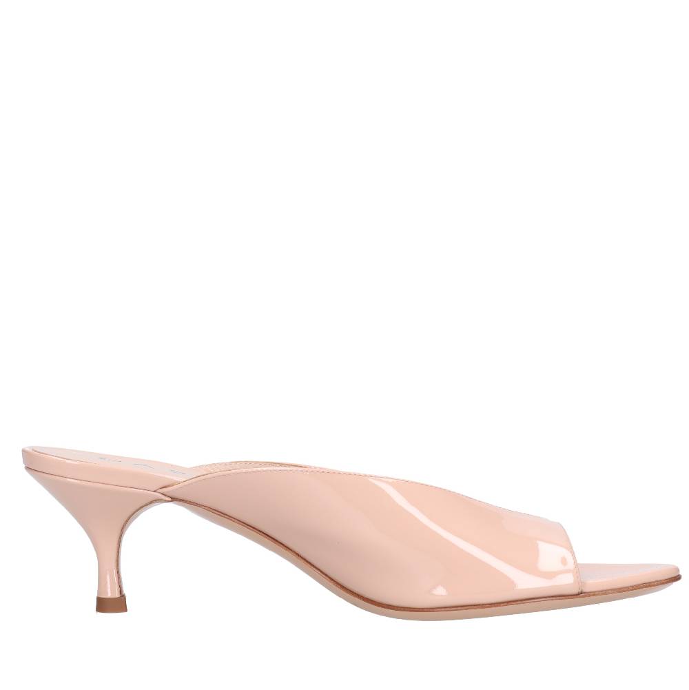 CASADEI Mules in vernice 2025
