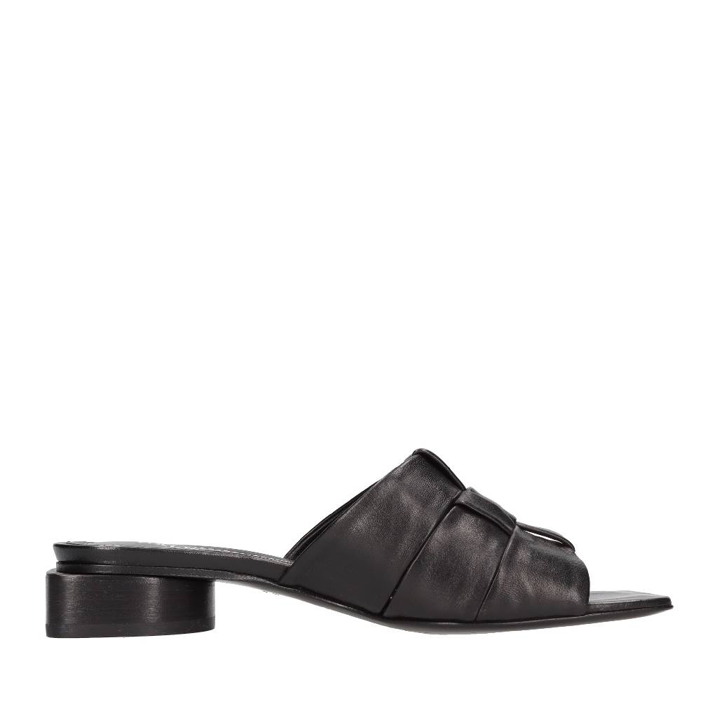 HALMANERA Mules in pelle Affare Del Giorno