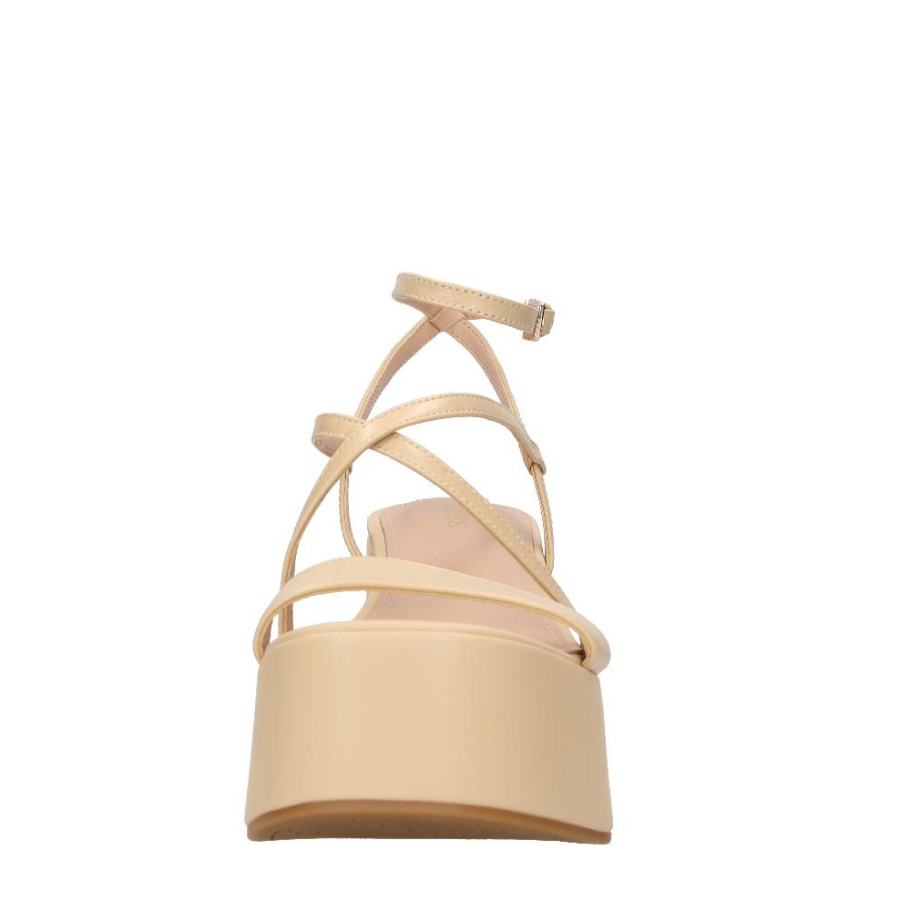 GUESS Sandali con zeppa in pelle Offerta