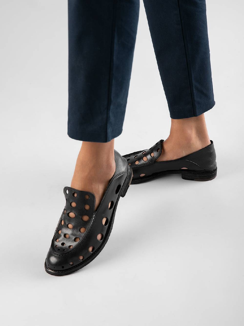 Officine Creative LEXIKON 542 Mocassini in Pelle Nera Officina