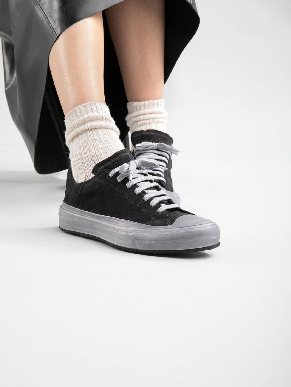 Officine Creative MES 105 Sneakers in Pelle Scamosciata Avorio Black Friday Prezzi