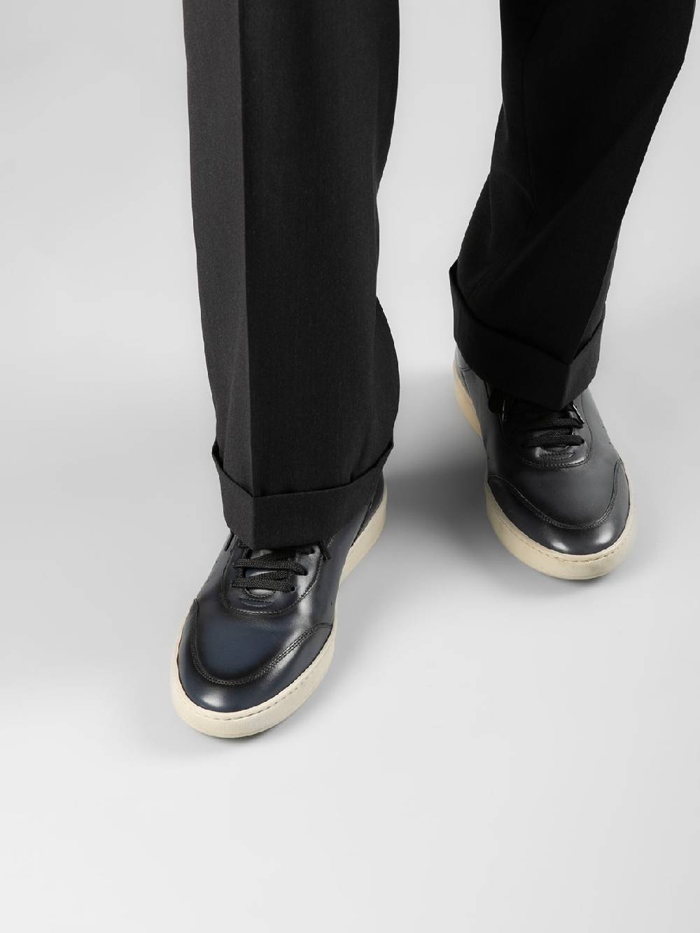 Officine Creative KRIS LUX 001 Sneakers in Pelle Blu Vendita Calda